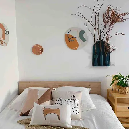 Cosy With Marais