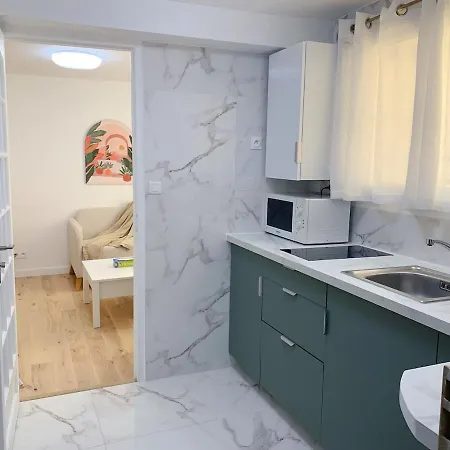 Cosy With Marais Appartement